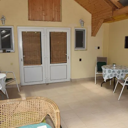 Gyenesi Virag Gyenesdiás