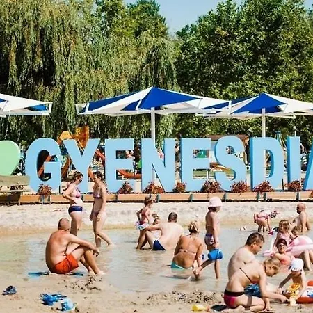 Gyenesi Virag * Gyenesdiás