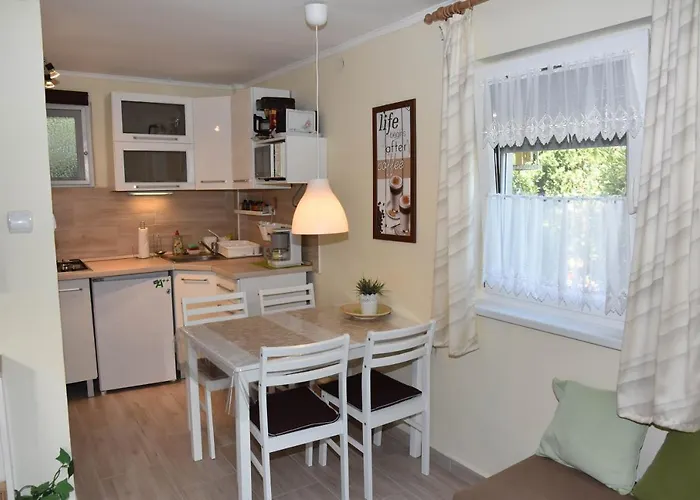 Gyenesi Virag Lägenhet