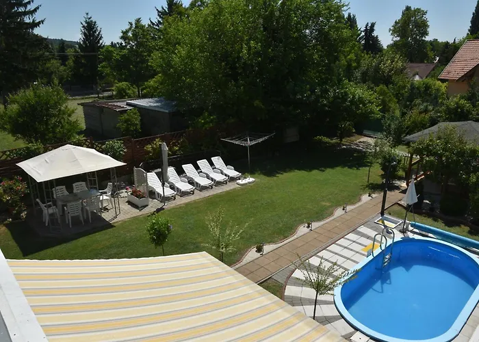 Gyenesi Virag Lägenhet *