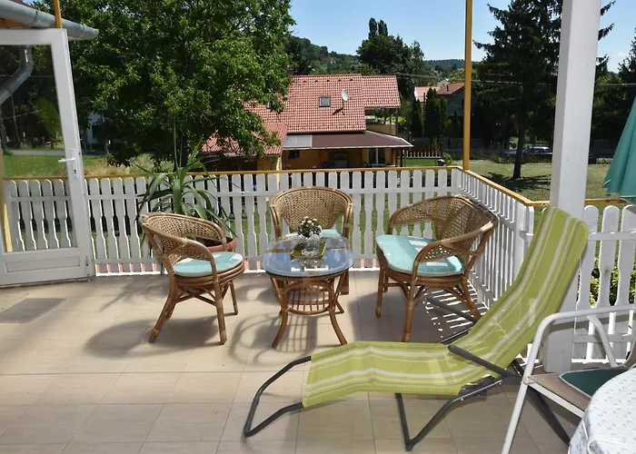 Gyenesi Virag Lägenhet